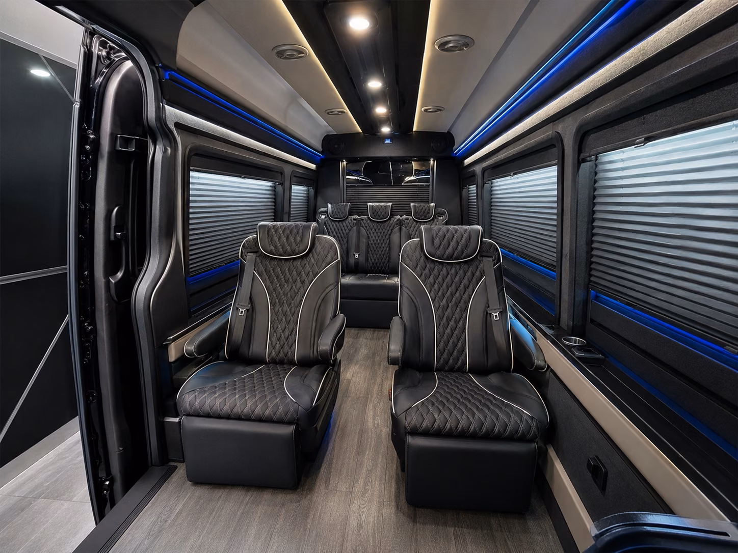 with rialtocharterbusservices com you ll find the right bus for palm springs international psp and regional airport runs